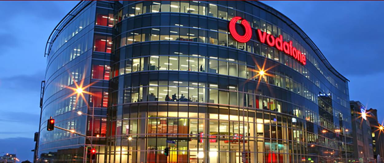 2020 Vodafone Türkiye Dijital Operasyon Merkezi İstanbul Teleteknik Kontrol ve Güç Sistemleri